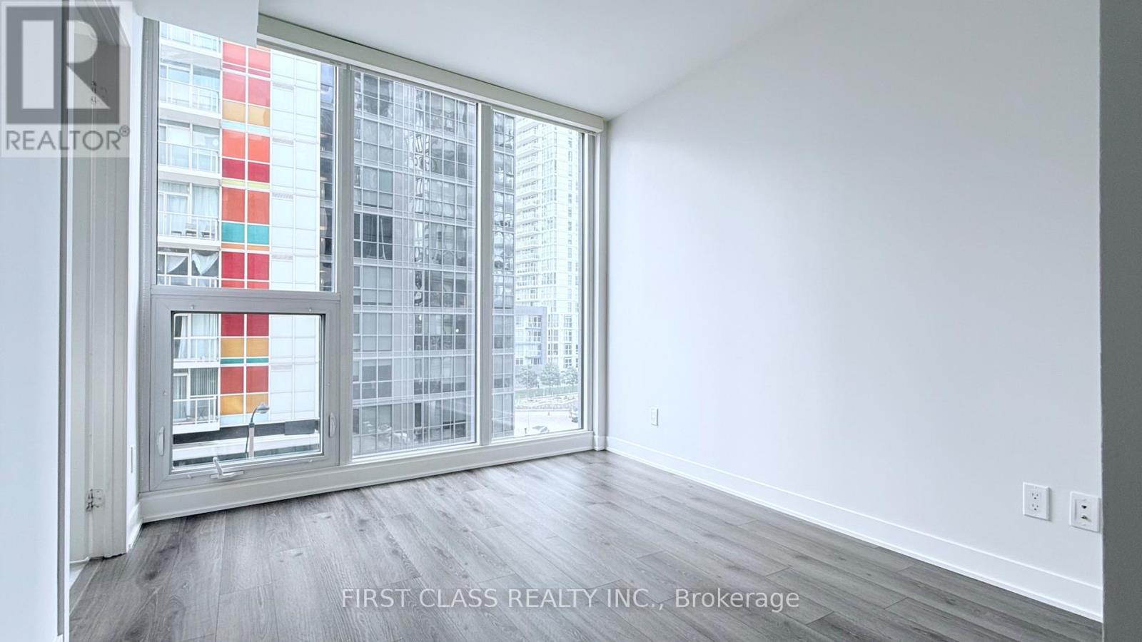 503 - 90 Queens Wharf Road, Toronto (waterfront Communities), Ontario