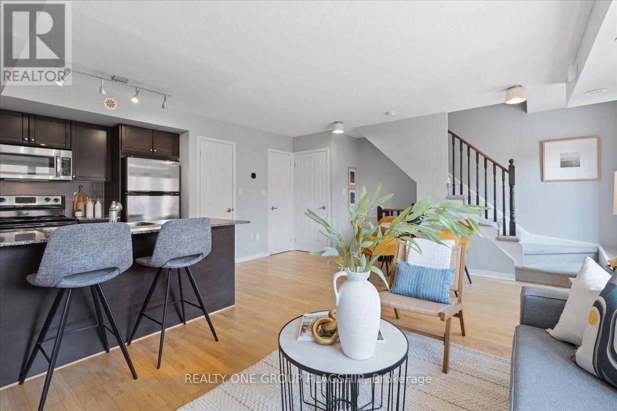201 - 1 Ruttan Street, Toronto (dufferin Grove), Ontario