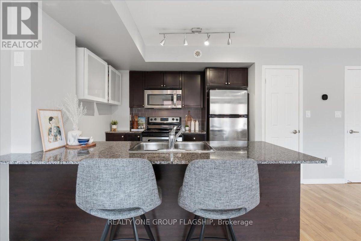 201 - 1 Ruttan Street, Toronto (dufferin Grove), Ontario