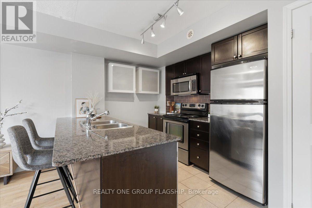 201 - 1 Ruttan Street, Toronto (dufferin Grove), Ontario