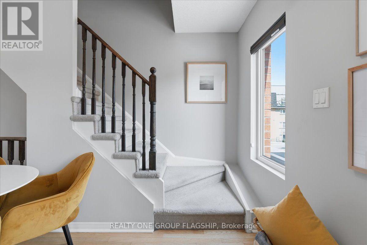 201 - 1 Ruttan Street, Toronto (dufferin Grove), Ontario