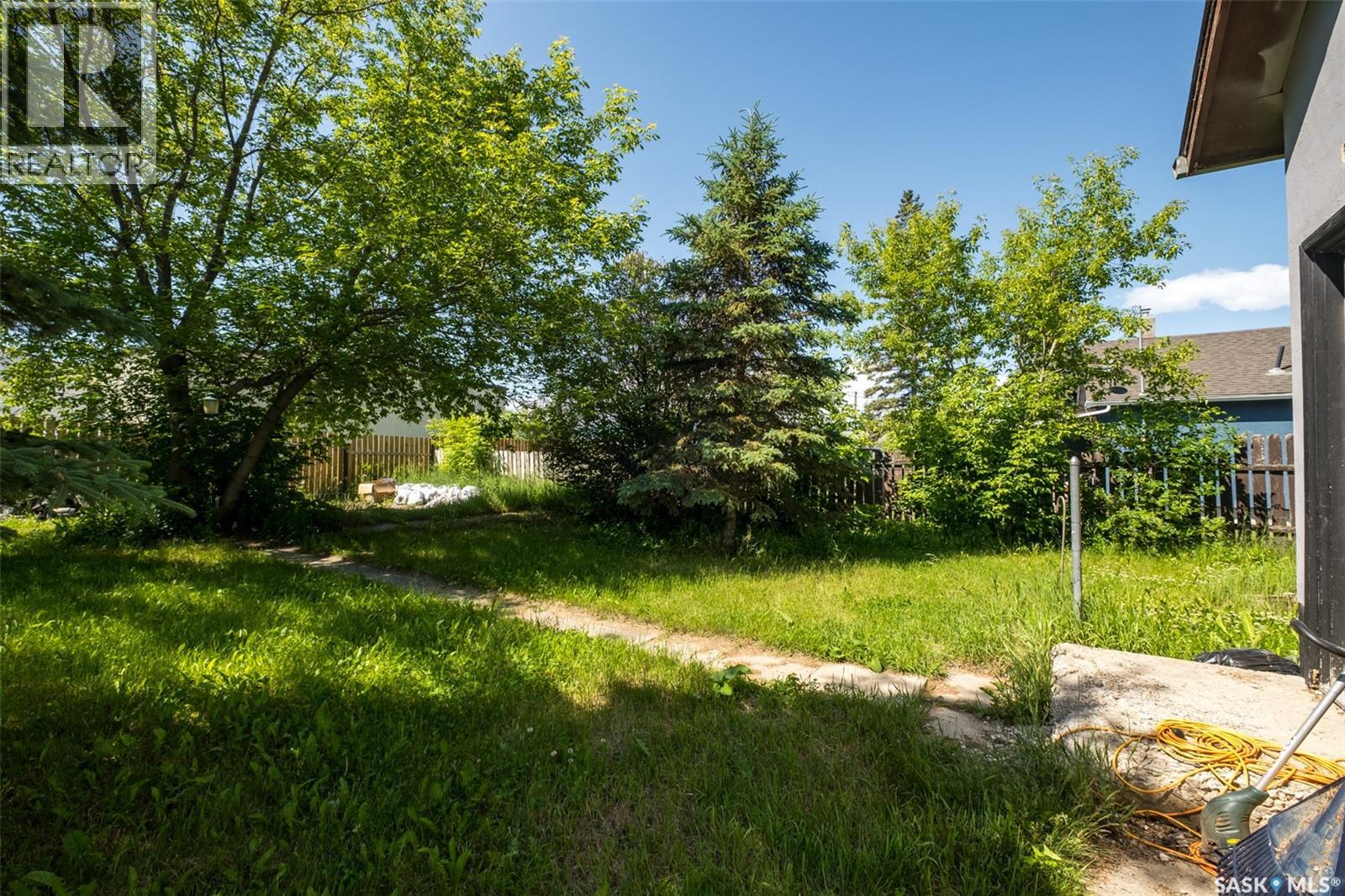 339 15th Street W, Prince Albert, Saskatchewan