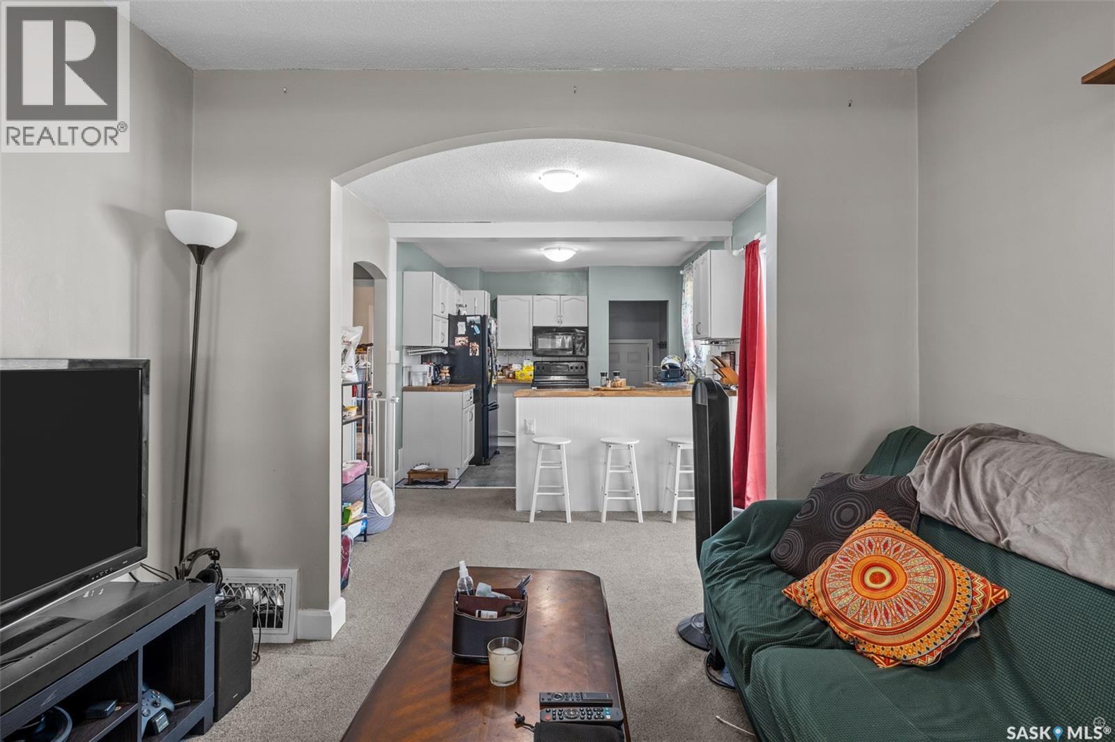 339 15th Street W, Prince Albert, Saskatchewan