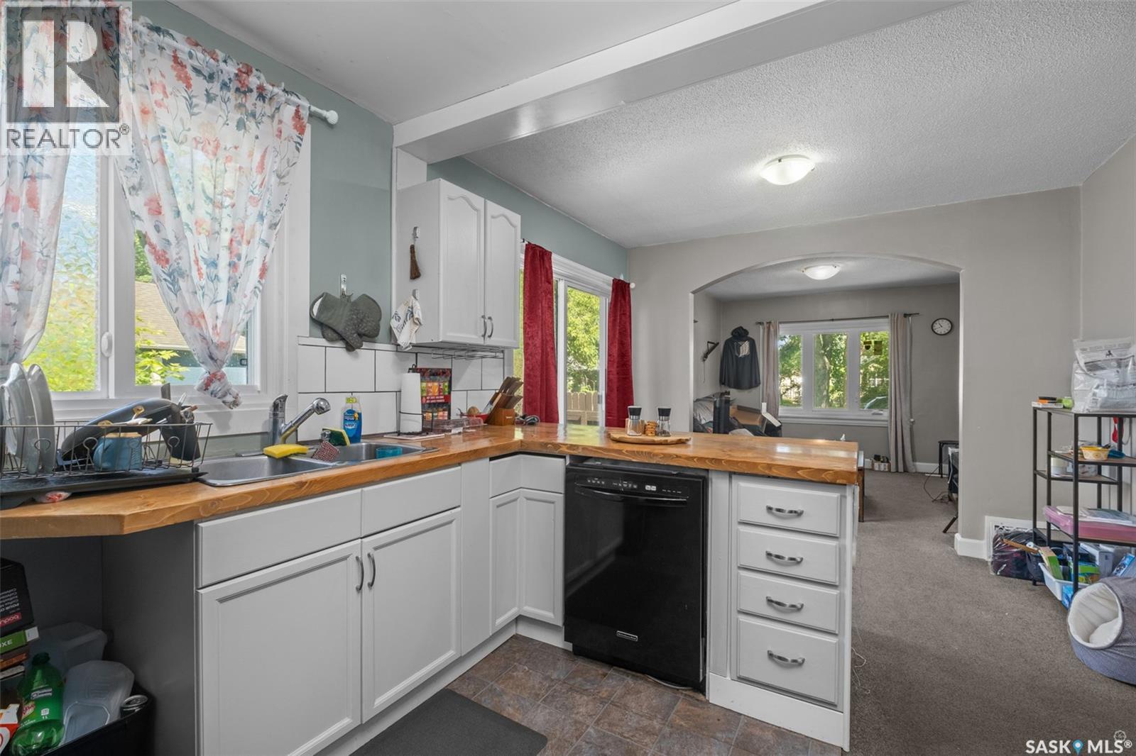 339 15th Street W, Prince Albert, Saskatchewan