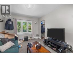 339 15th STREET W