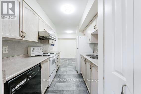 204 - 52 Sidney Belsey Crescent, Toronto (weston), Ontario