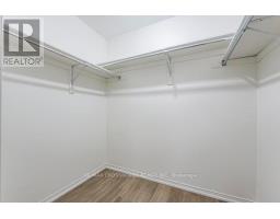 204 - 52 SIDNEY BELSEY CRESCENT