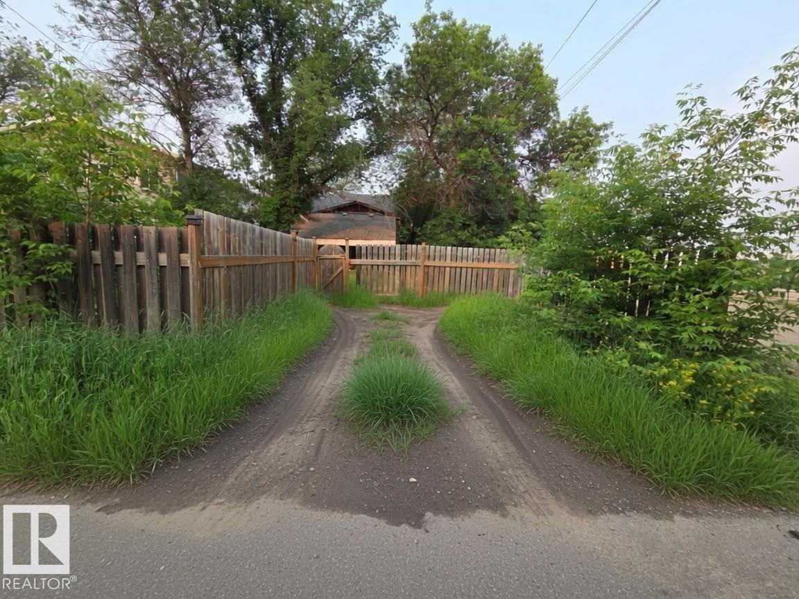 12732 120 St Nw, Edmonton, Alberta