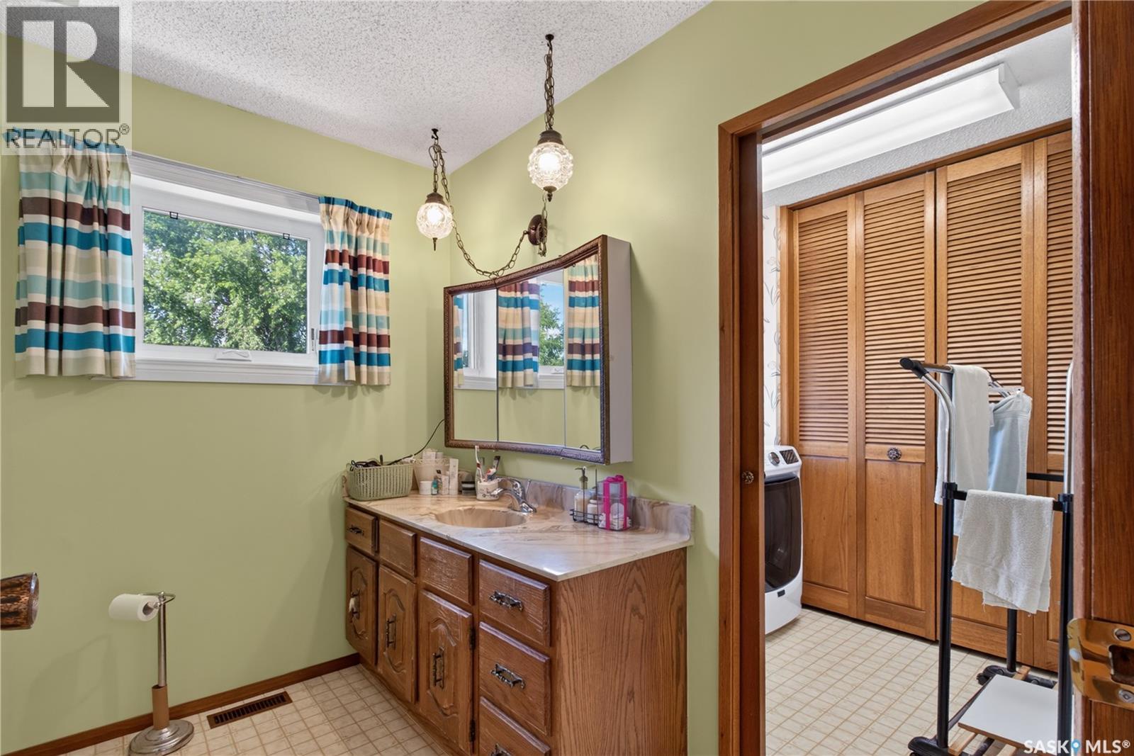 1112 11th Street, Humboldt, Saskatchewan