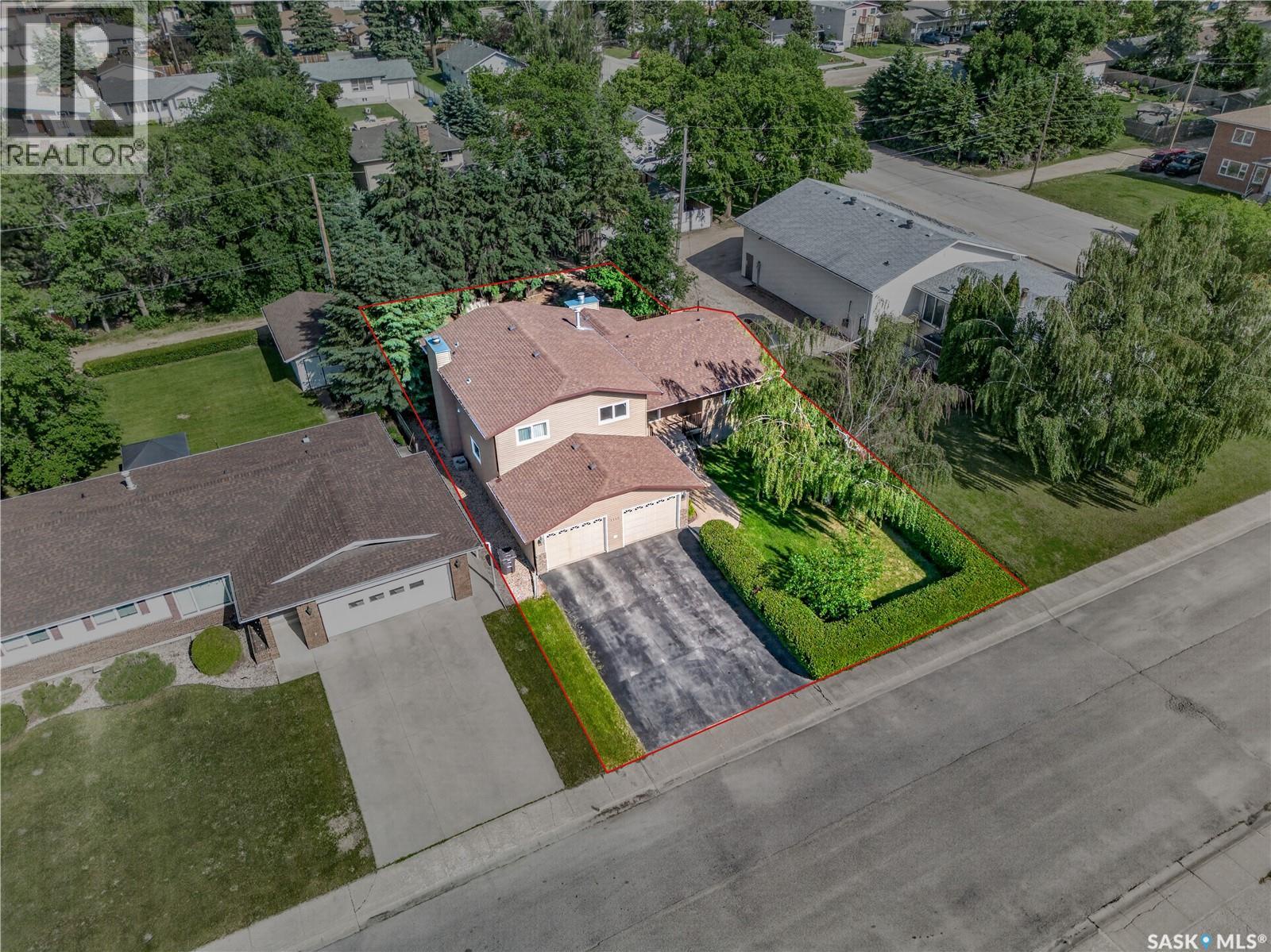 1112 11th Street, Humboldt, Saskatchewan