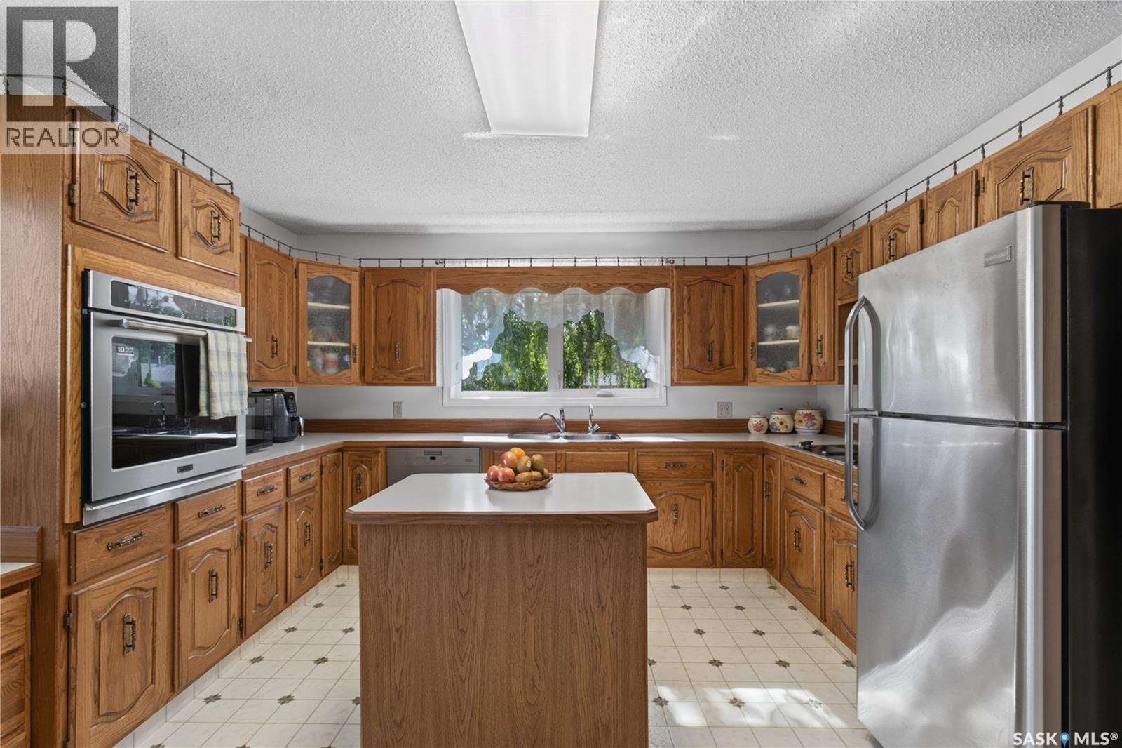 1112 11th Street, Humboldt, Saskatchewan
