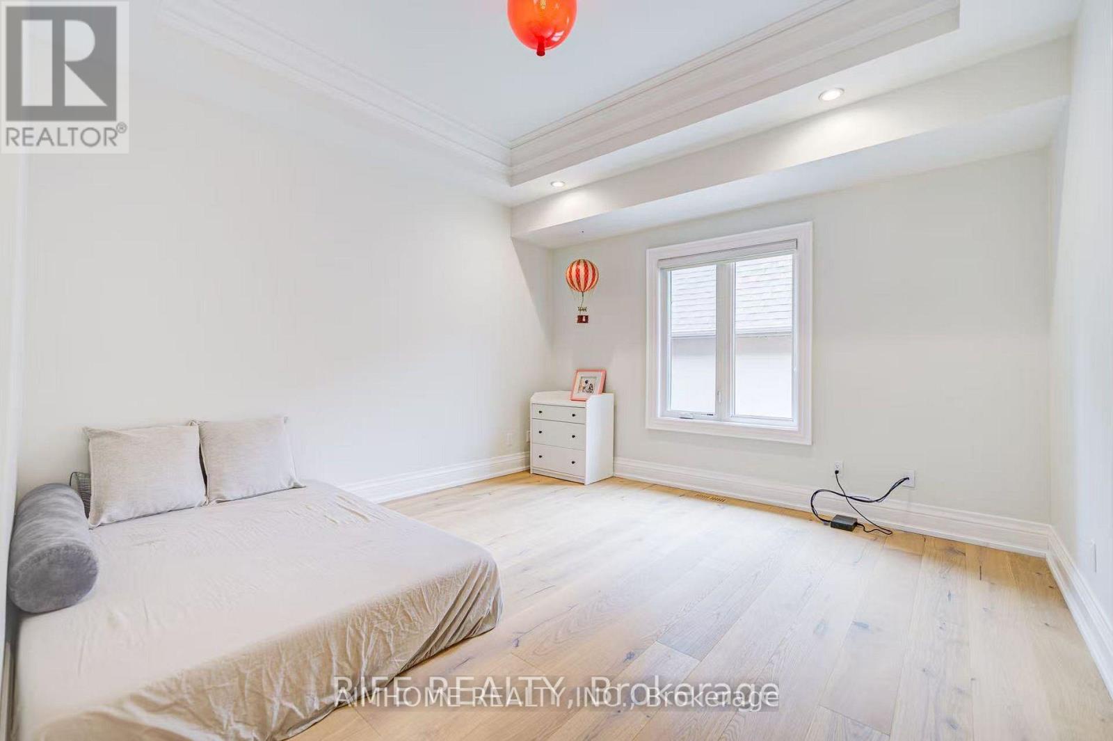 103 Burndale Avenue, Toronto (lansing-westgate), Ontario