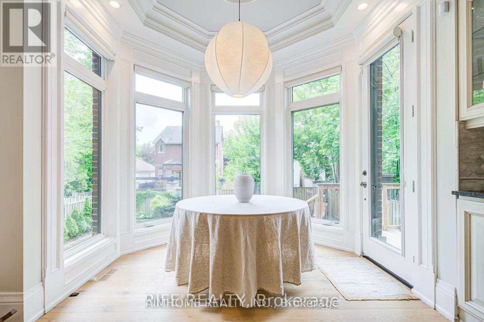 103 Burndale Avenue, Toronto (lansing-westgate), Ontario