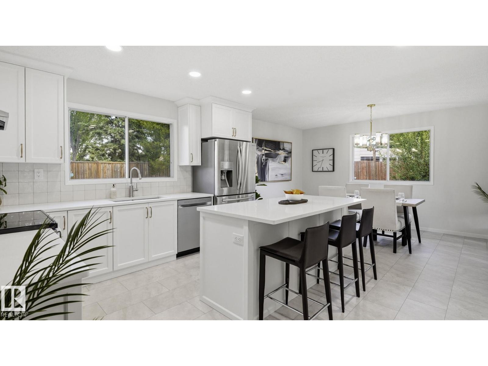 2723 83 St Nw, Edmonton, Alberta