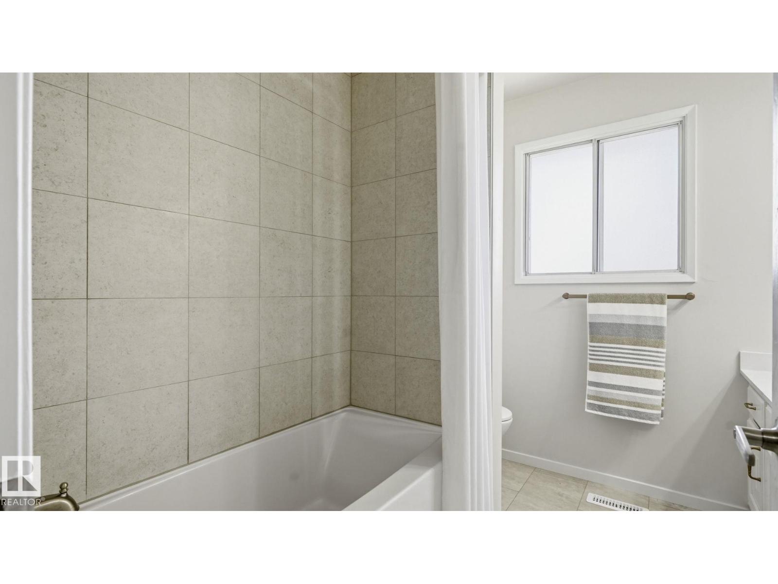 2723 83 St Nw, Edmonton, Alberta