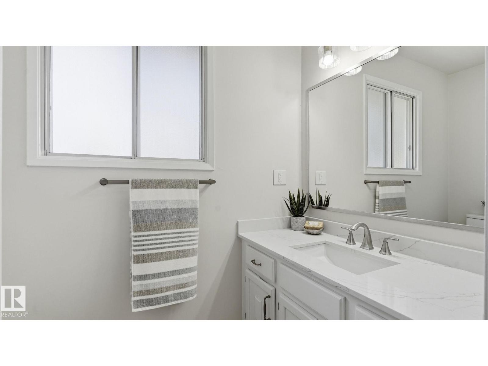 2723 83 St Nw, Edmonton, Alberta