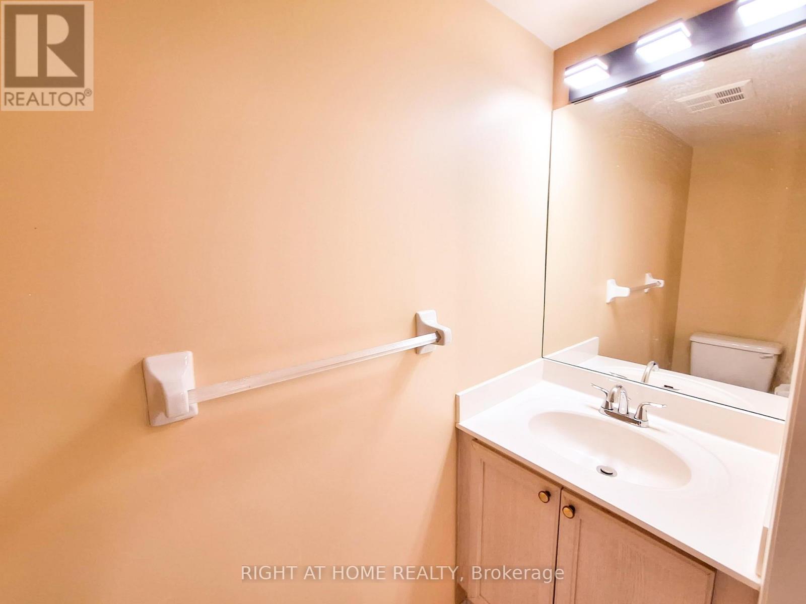 821 Grandview Way, Toronto (willowdale East), Ontario