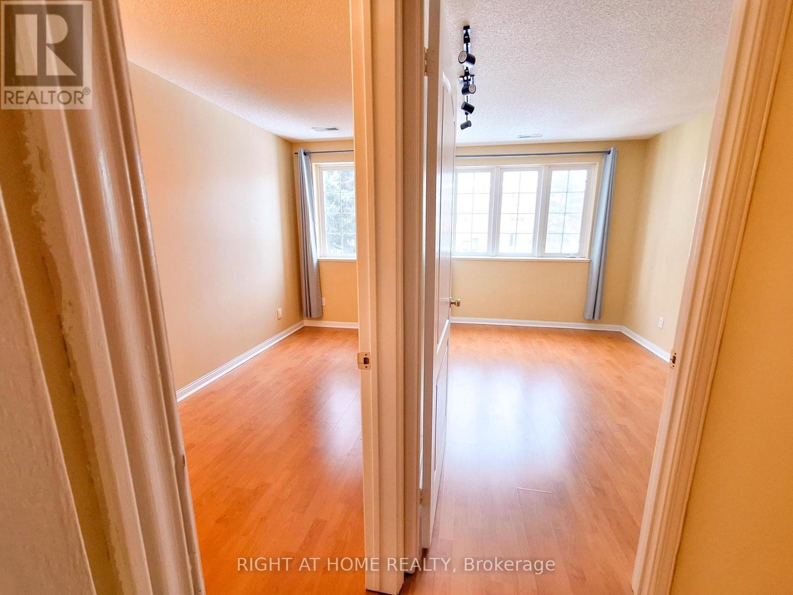 821 Grandview Way, Toronto (willowdale East), Ontario
