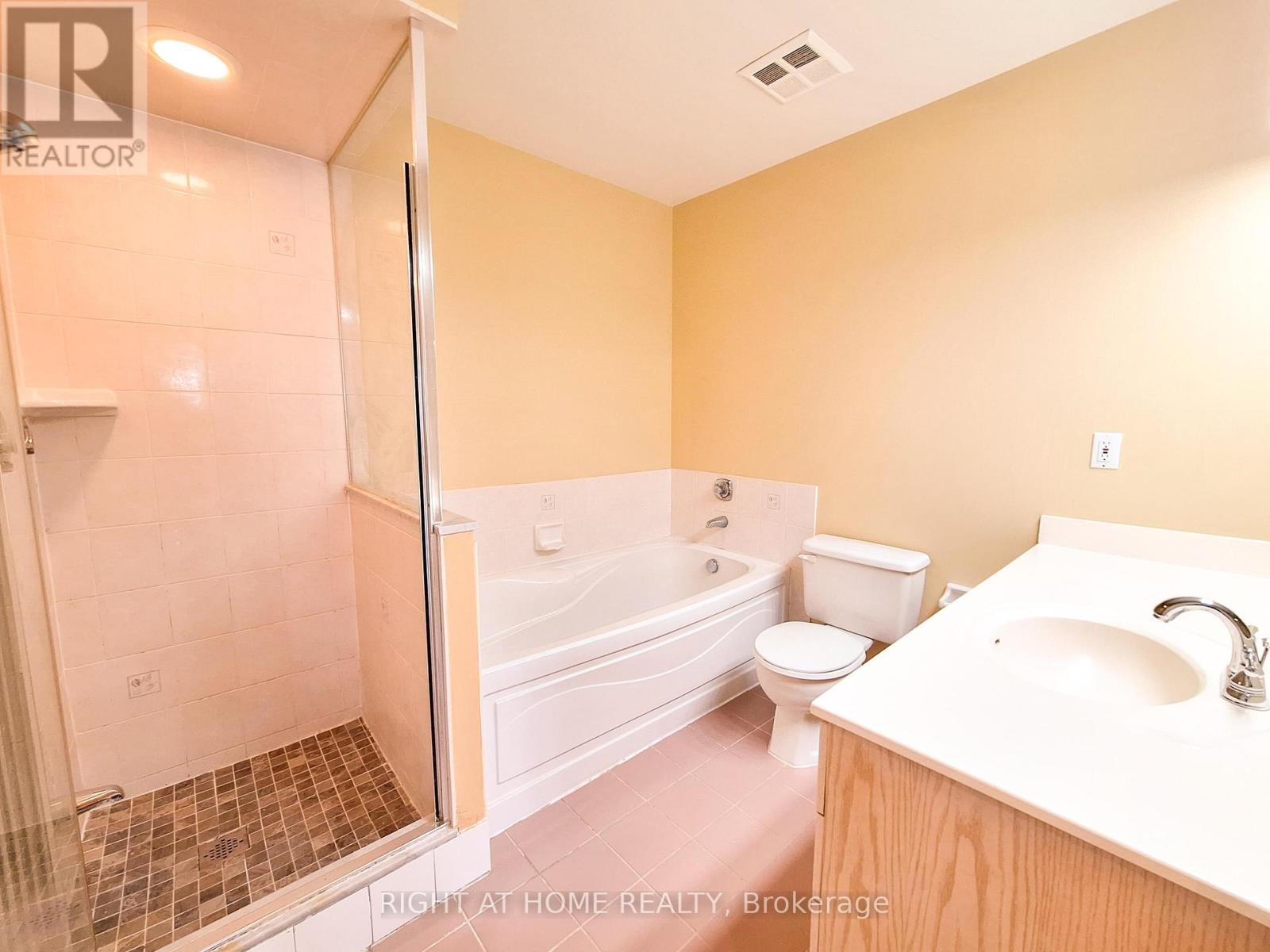 821 Grandview Way, Toronto (willowdale East), Ontario