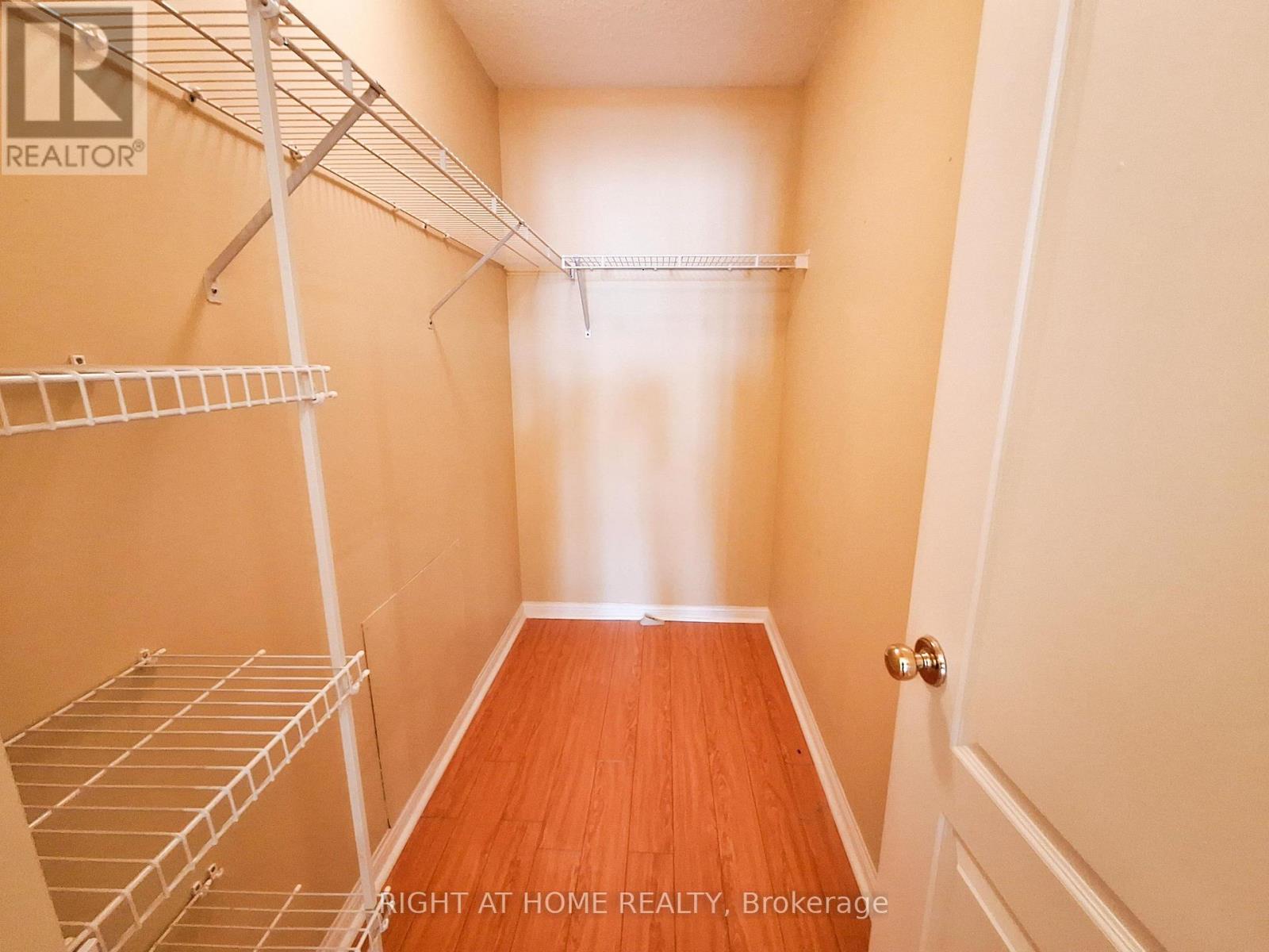 821 Grandview Way, Toronto (willowdale East), Ontario