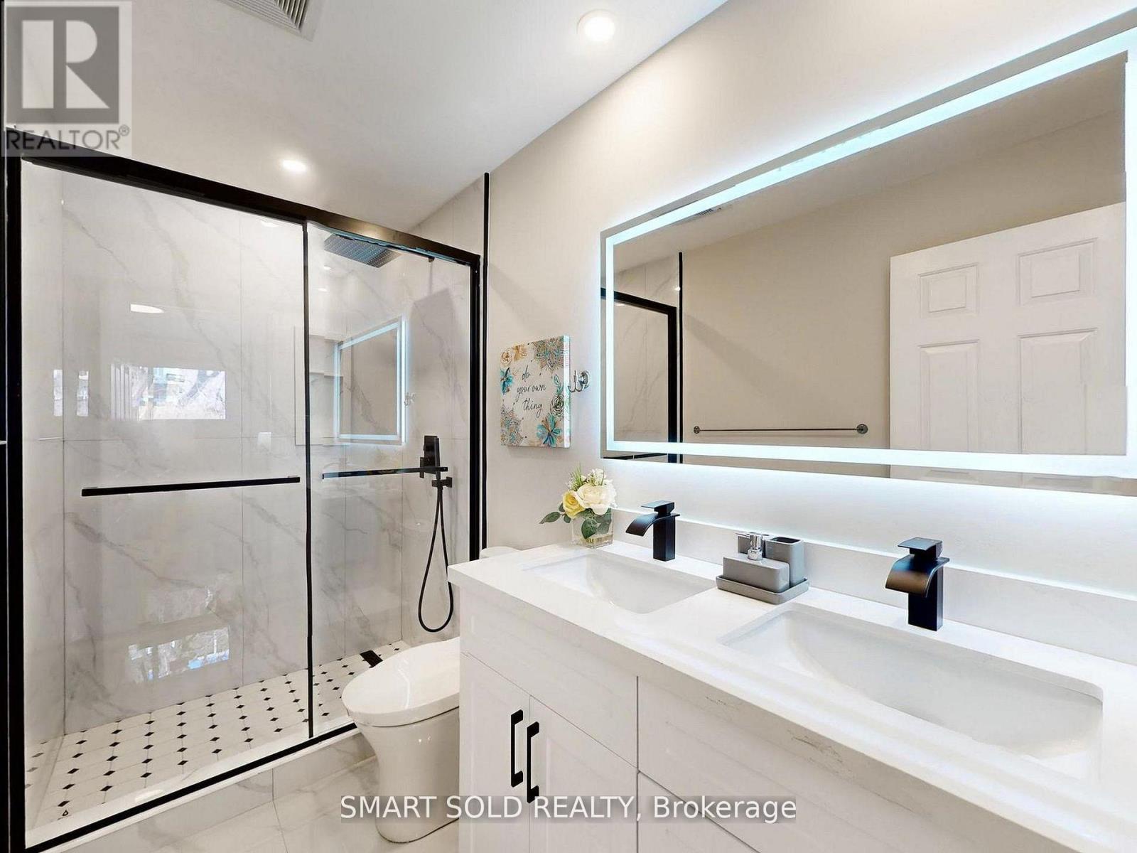 76 Clancy Drive, Toronto (don Valley Village), Ontario