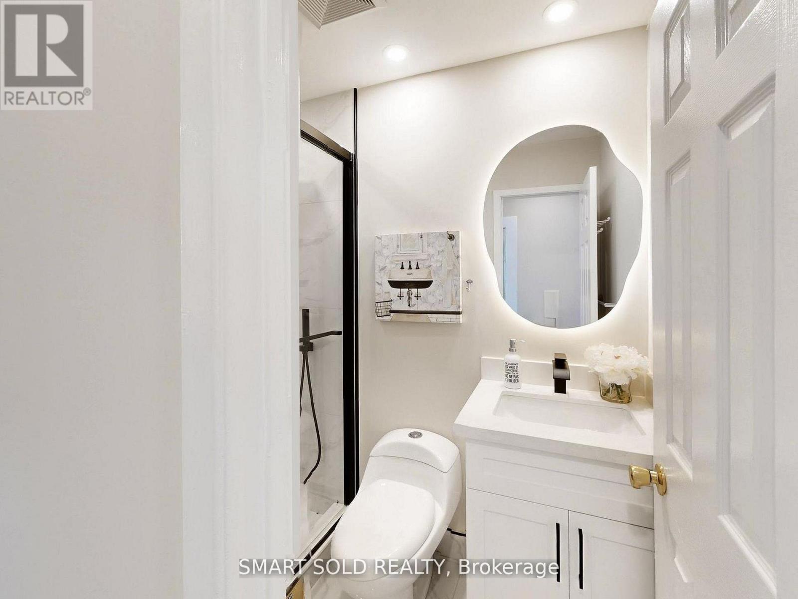 76 Clancy Drive, Toronto (don Valley Village), Ontario