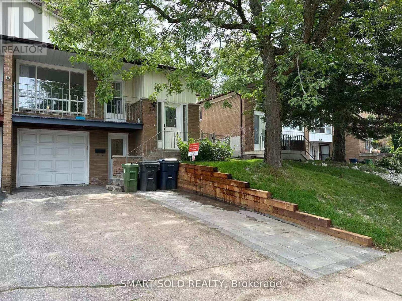 76 Clancy Drive, Toronto (don Valley Village), Ontario