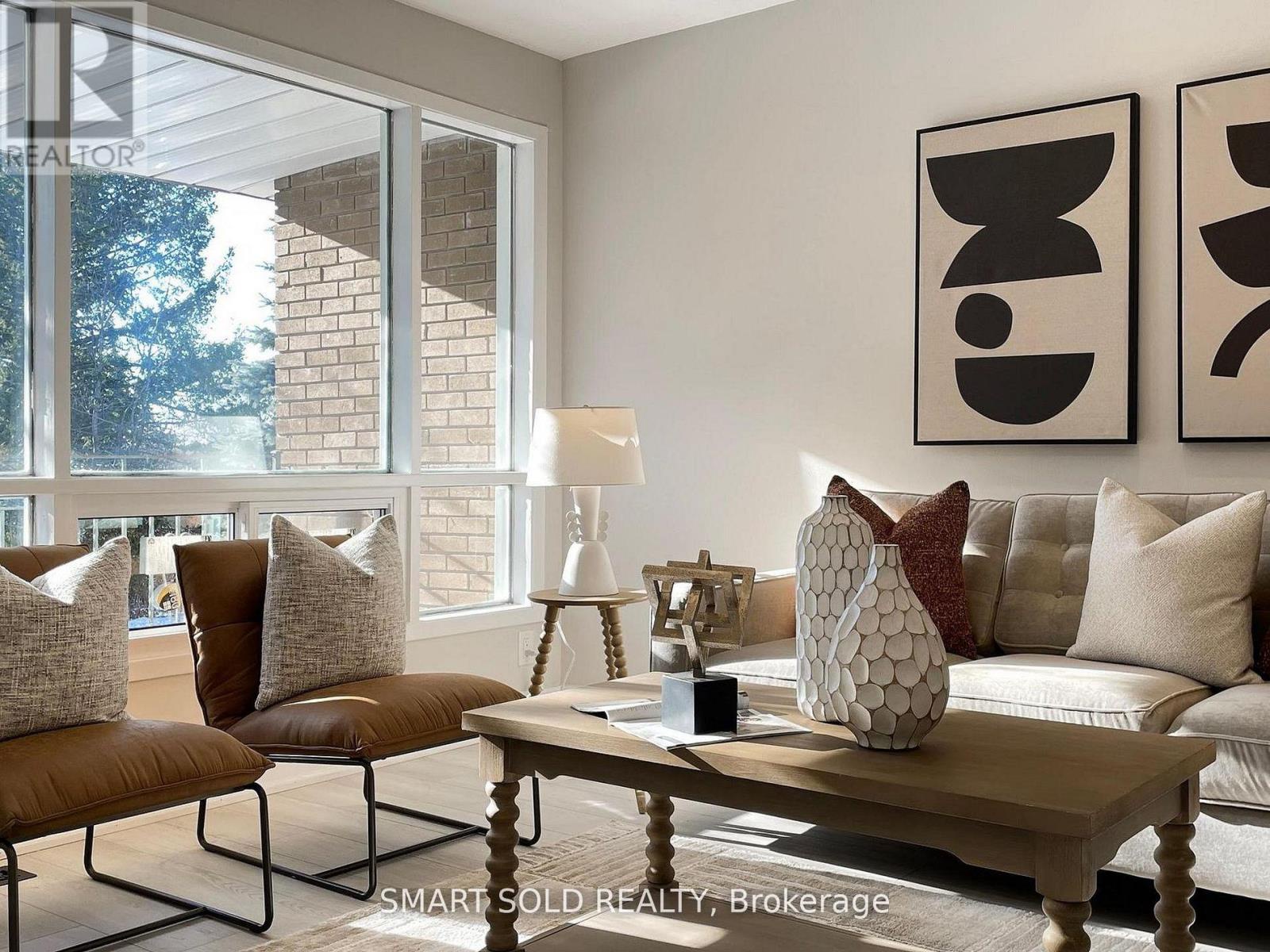 76 Clancy Drive, Toronto (don Valley Village), Ontario