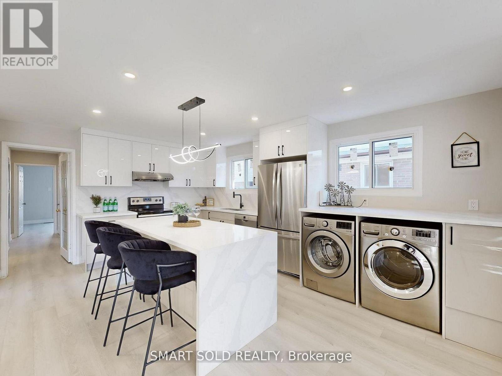 76 Clancy Drive, Toronto (don Valley Village), Ontario