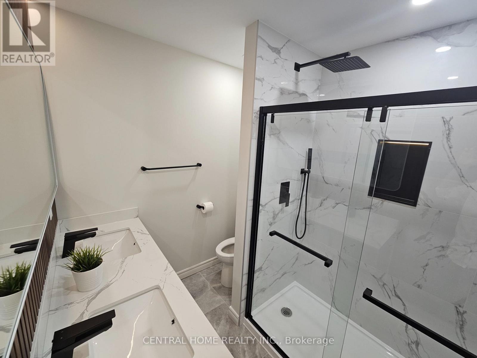 137 Willow Lane, Newmarket (bristol-london), Ontario