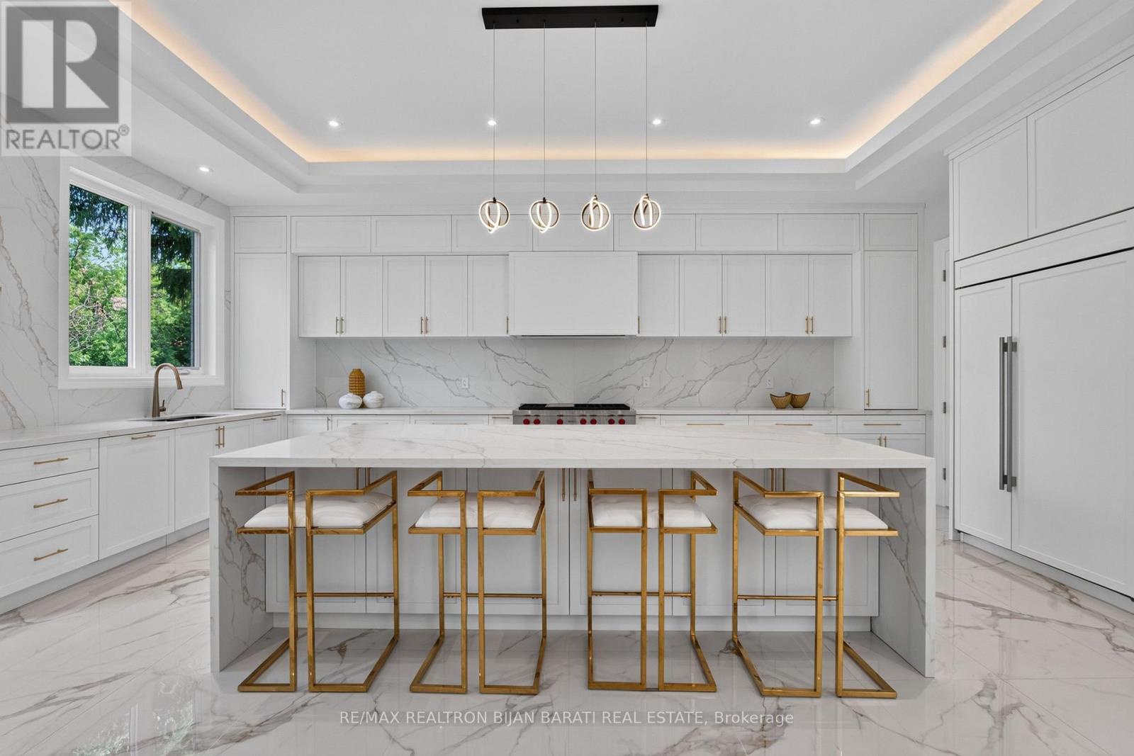 140 Olive Avenue, Toronto (willowdale East), Ontario