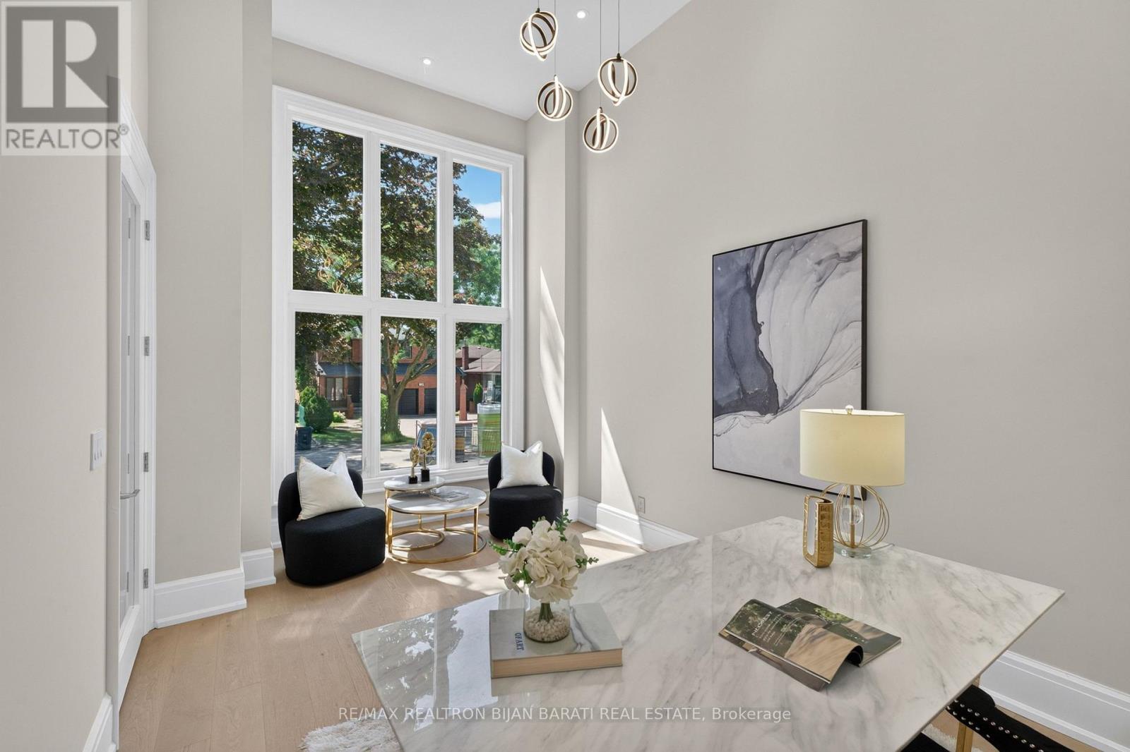 140 Olive Avenue, Toronto (willowdale East), Ontario