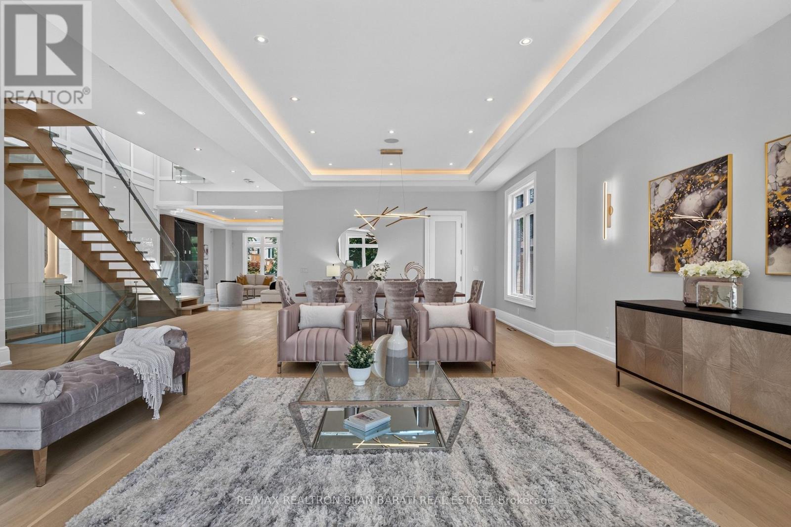 140 Olive Avenue, Toronto (willowdale East), Ontario