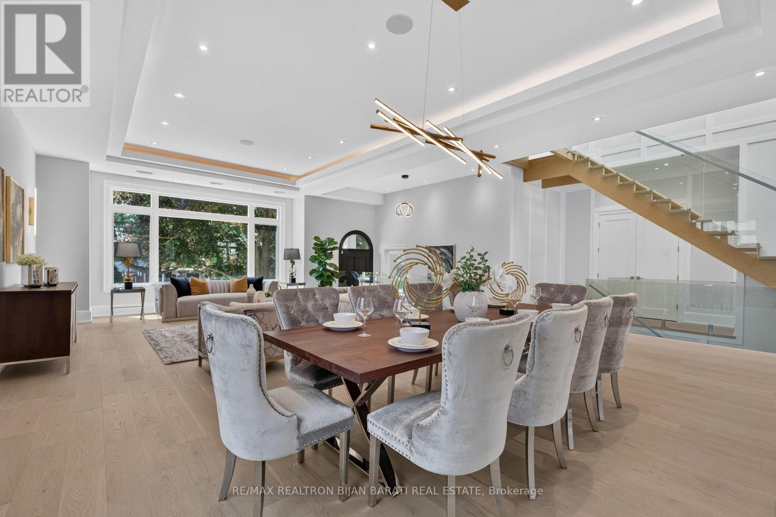 140 Olive Avenue, Toronto (willowdale East), Ontario