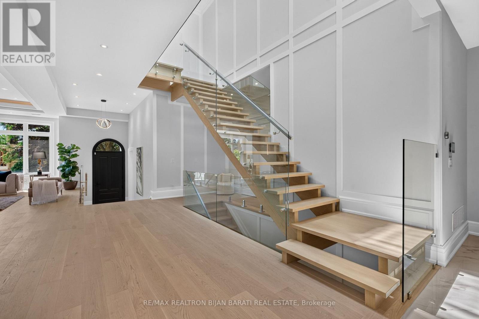 140 Olive Avenue, Toronto (willowdale East), Ontario