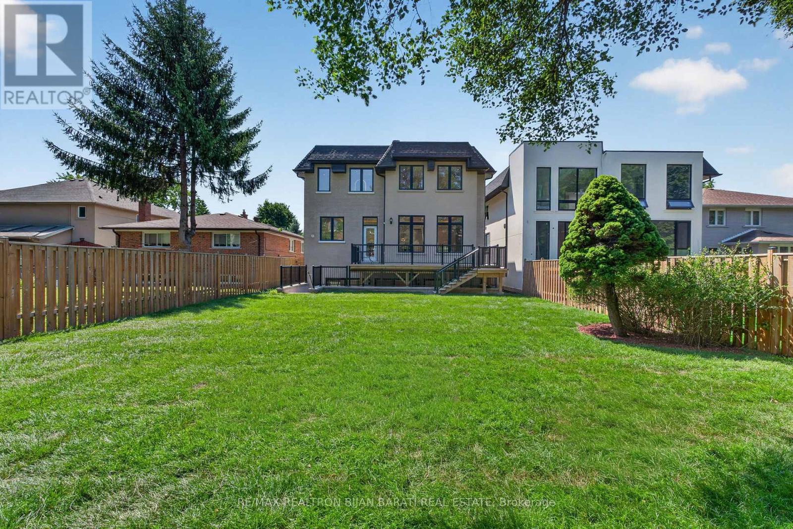140 Olive Avenue, Toronto (willowdale East), Ontario