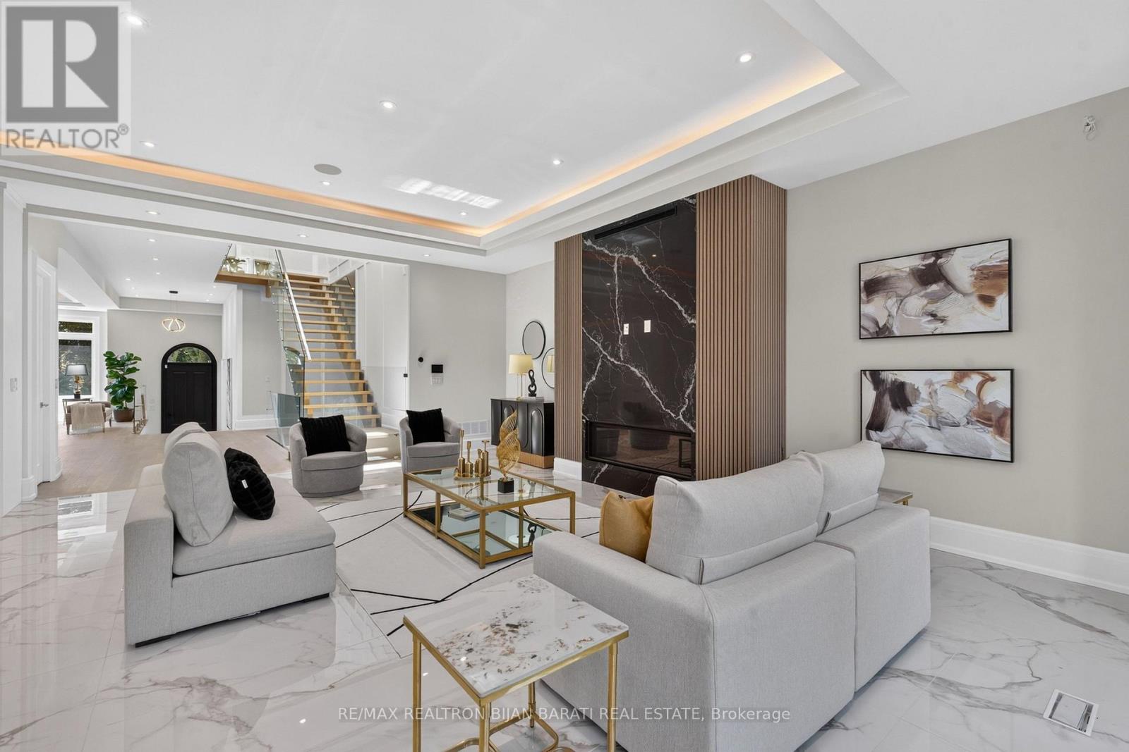 140 Olive Avenue, Toronto (willowdale East), Ontario