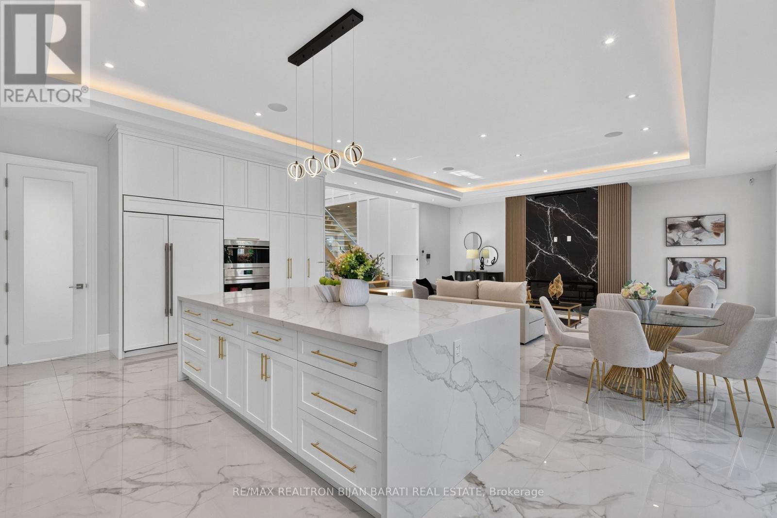 140 Olive Avenue, Toronto (willowdale East), Ontario