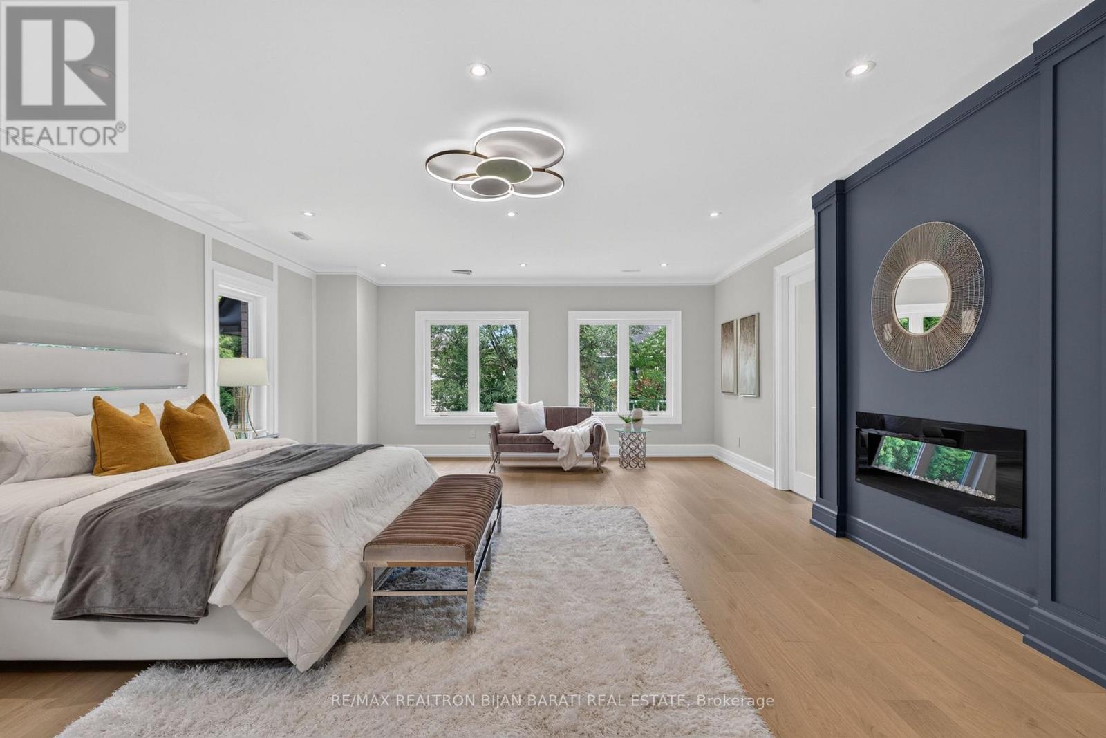 140 Olive Avenue, Toronto (willowdale East), Ontario
