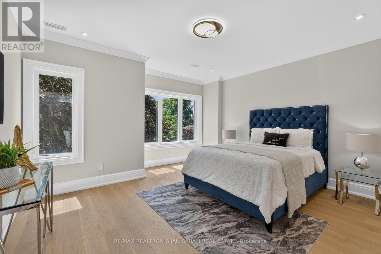 140 Olive Avenue, Toronto (willowdale East), Ontario