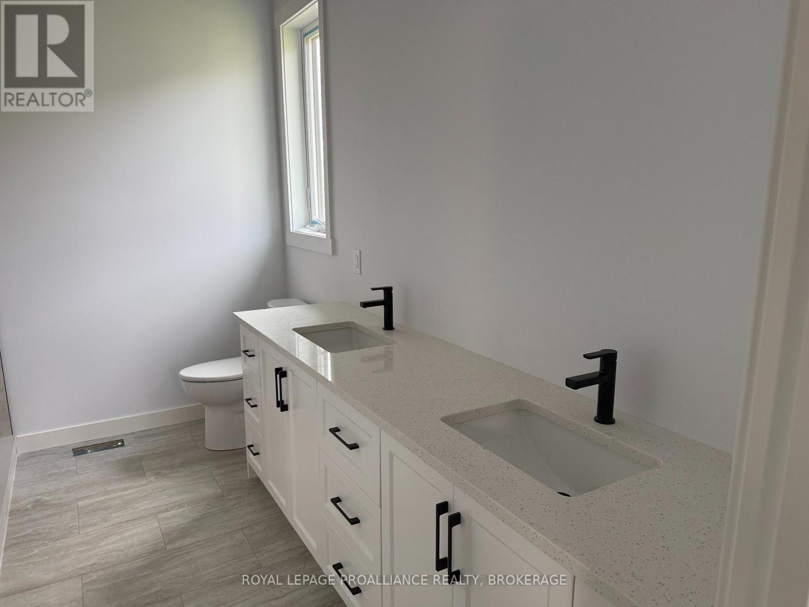 733 Squirrel Hill Drive, Kingston (city Northwest), Ontario