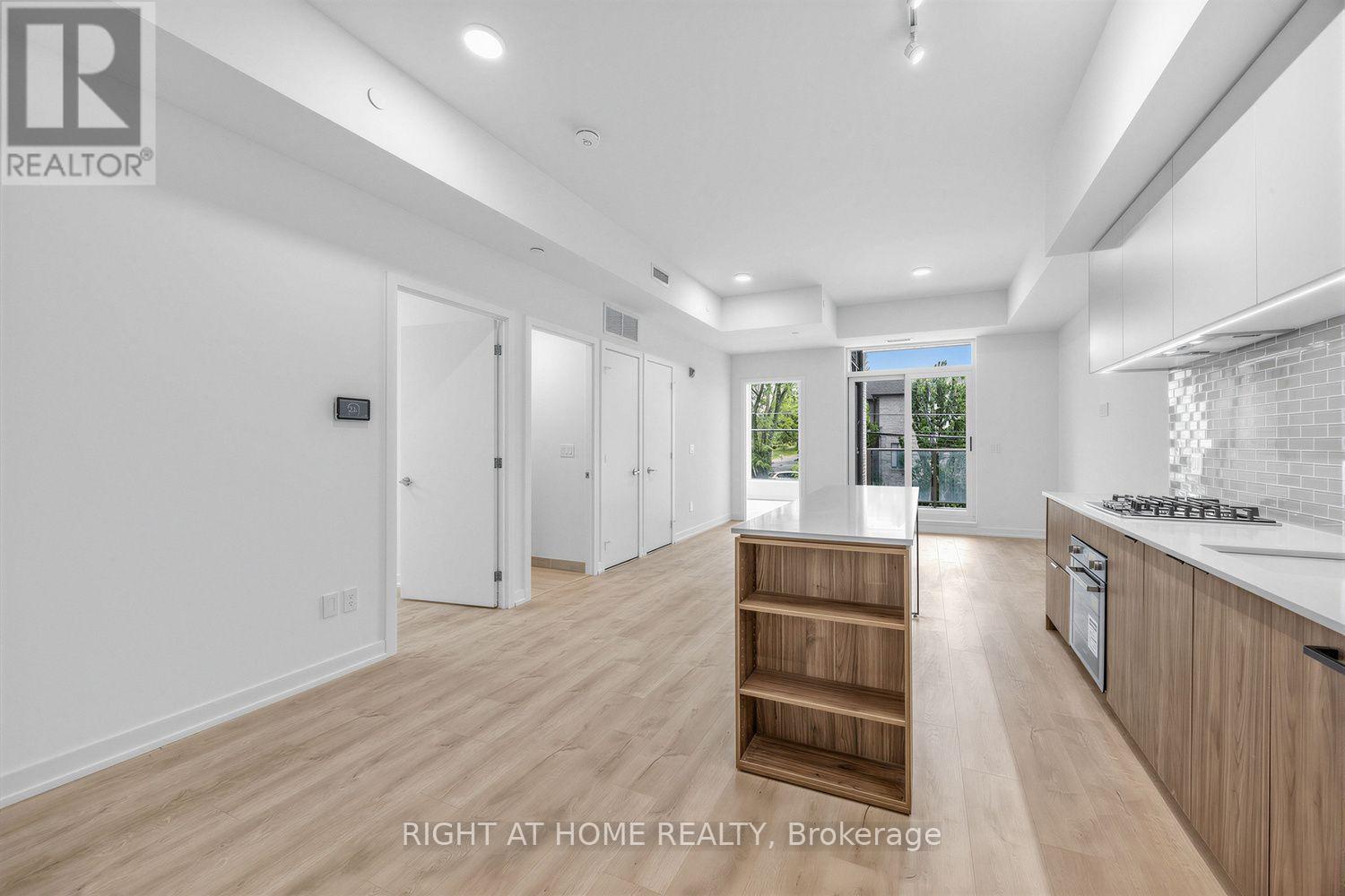 207 - 722 Marlee Avenue, Toronto (yorkdale-glen Park), Ontario