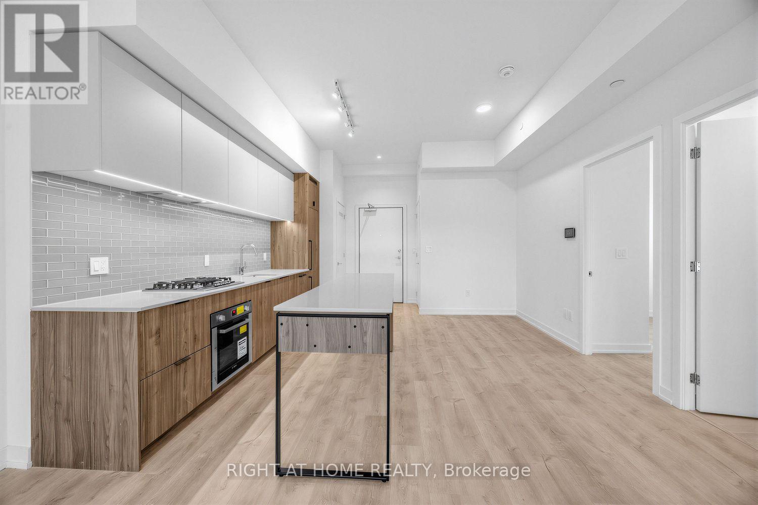 207 - 722 Marlee Avenue, Toronto (yorkdale-glen Park), Ontario
