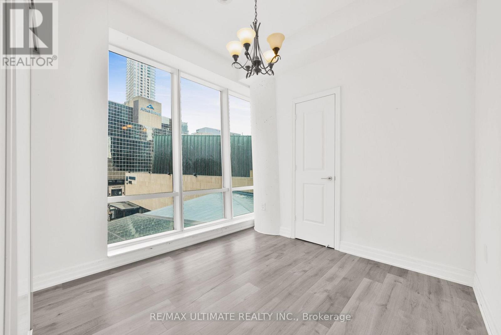 506 - 8 The Esplanade Street, Toronto (waterfront Communities), Ontario