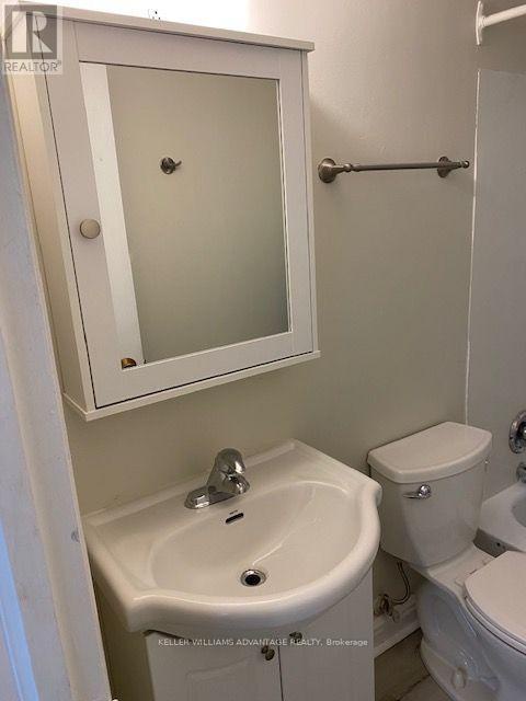 110-112 Dewhurst Boulevard, Toronto (danforth), Ontario