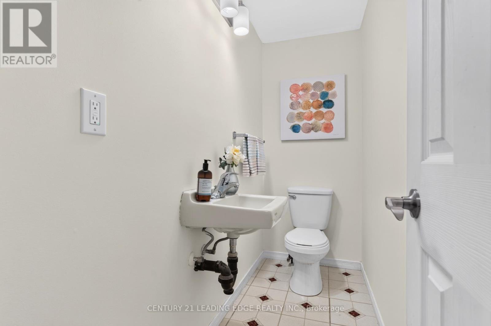 58 Valdor Drive, Toronto (agincourt North), Ontario
