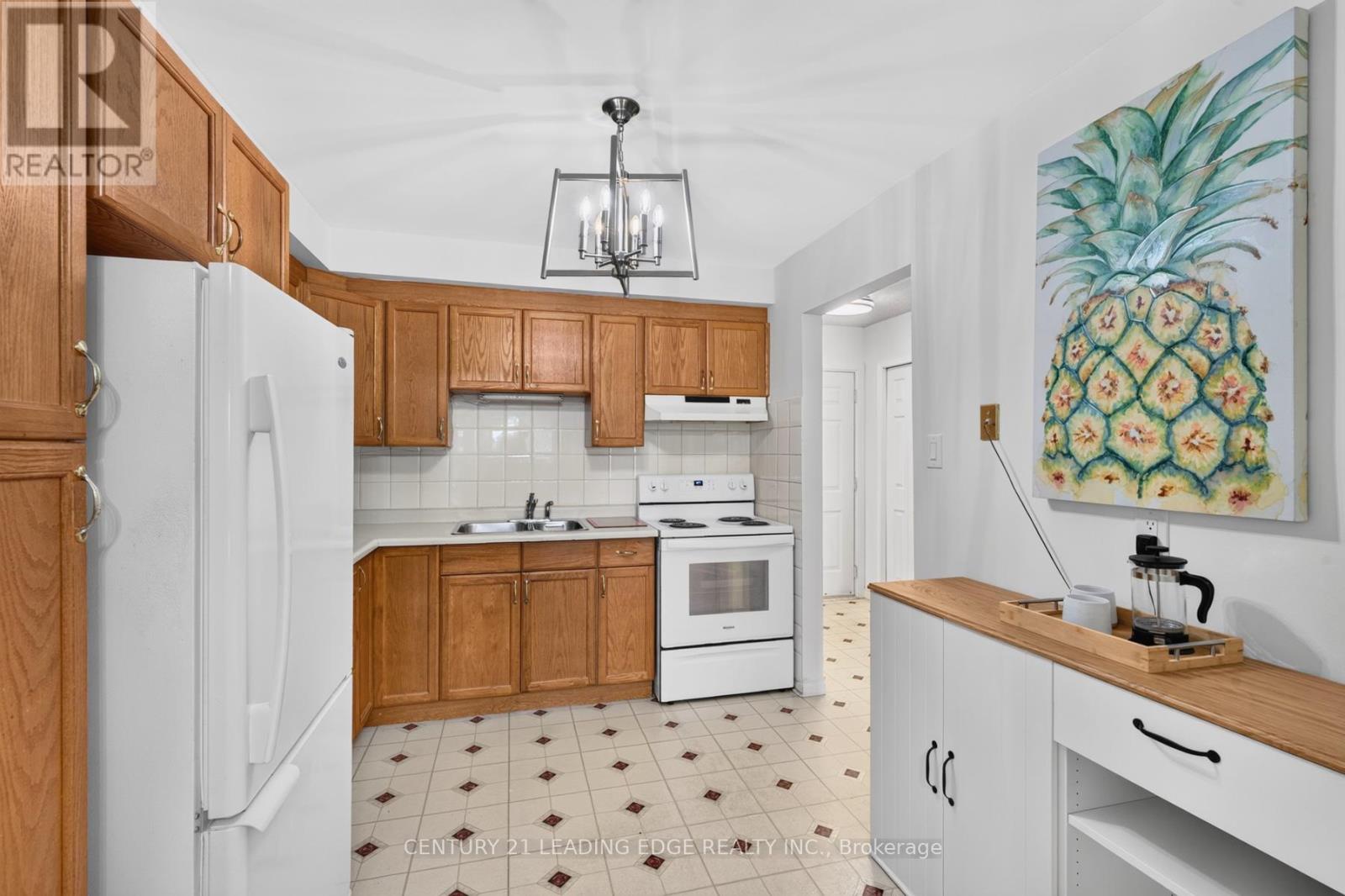 58 Valdor Drive, Toronto (agincourt North), Ontario