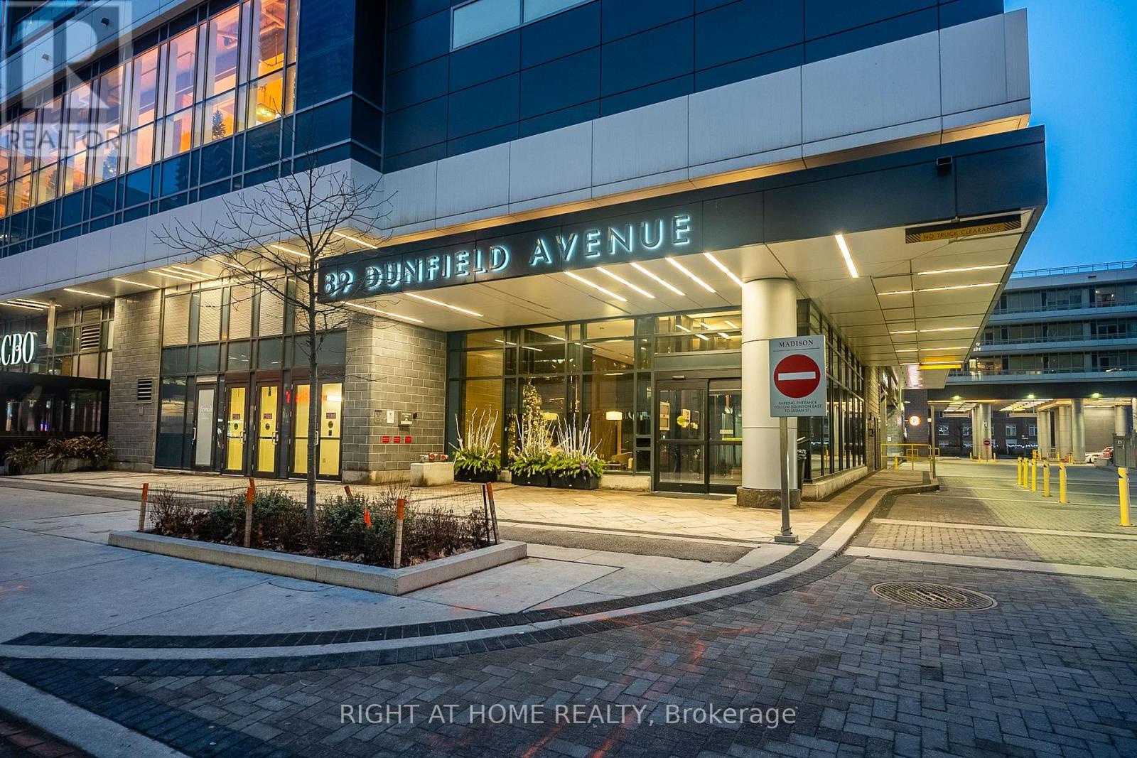 2306 - 89 Dunfield Avenue, Toronto (mount Pleasant West), Ontario