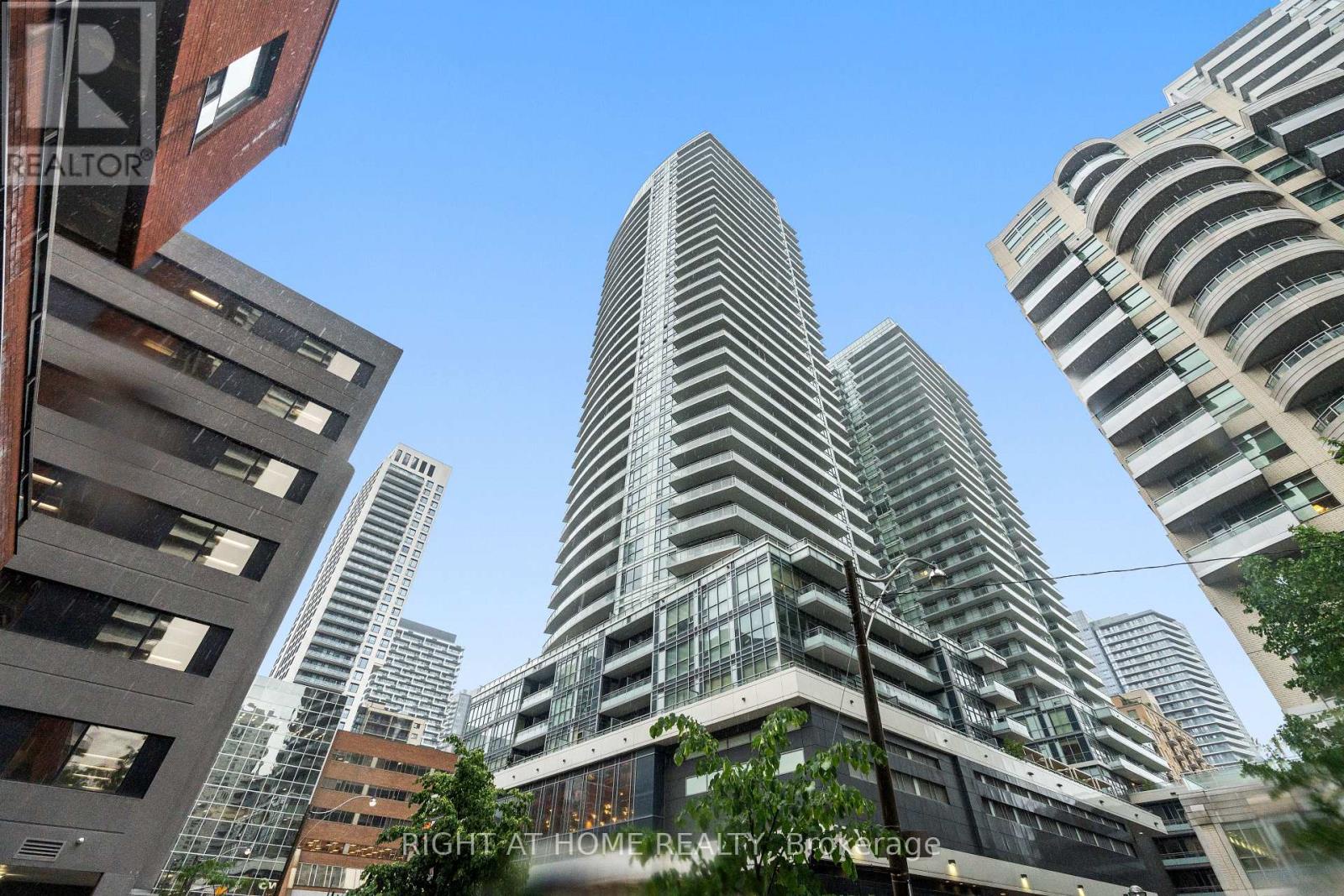 2306 - 89 Dunfield Avenue, Toronto (mount Pleasant West), Ontario