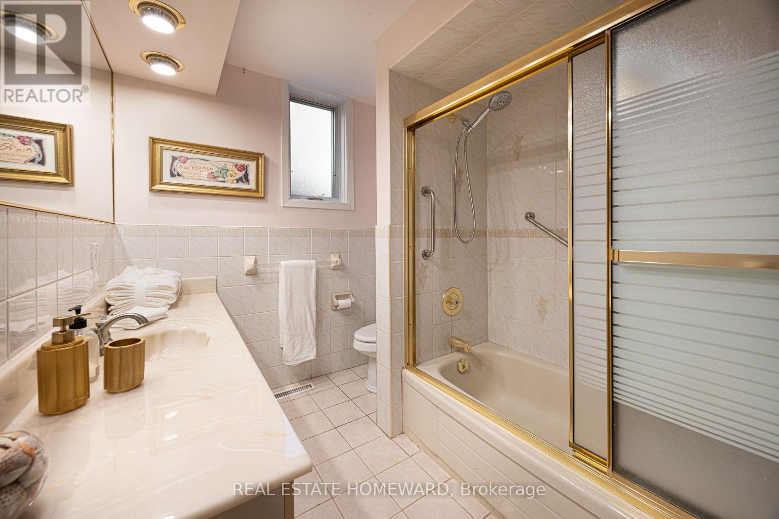 23 Norbury Crescent, Toronto (bendale), Ontario